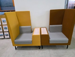 Offcet Sessel für Wartebereich, 1x Links , 1x Rechts